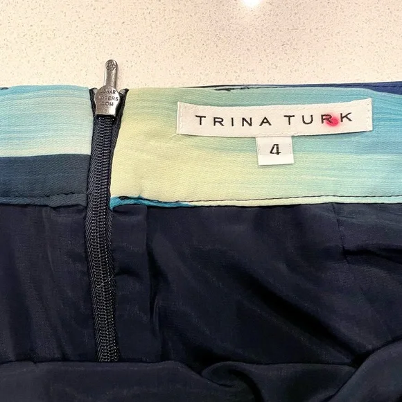 Trina Turk Blue & Green Gorgeous Knee Length Skirt! - Picture 5 of 6